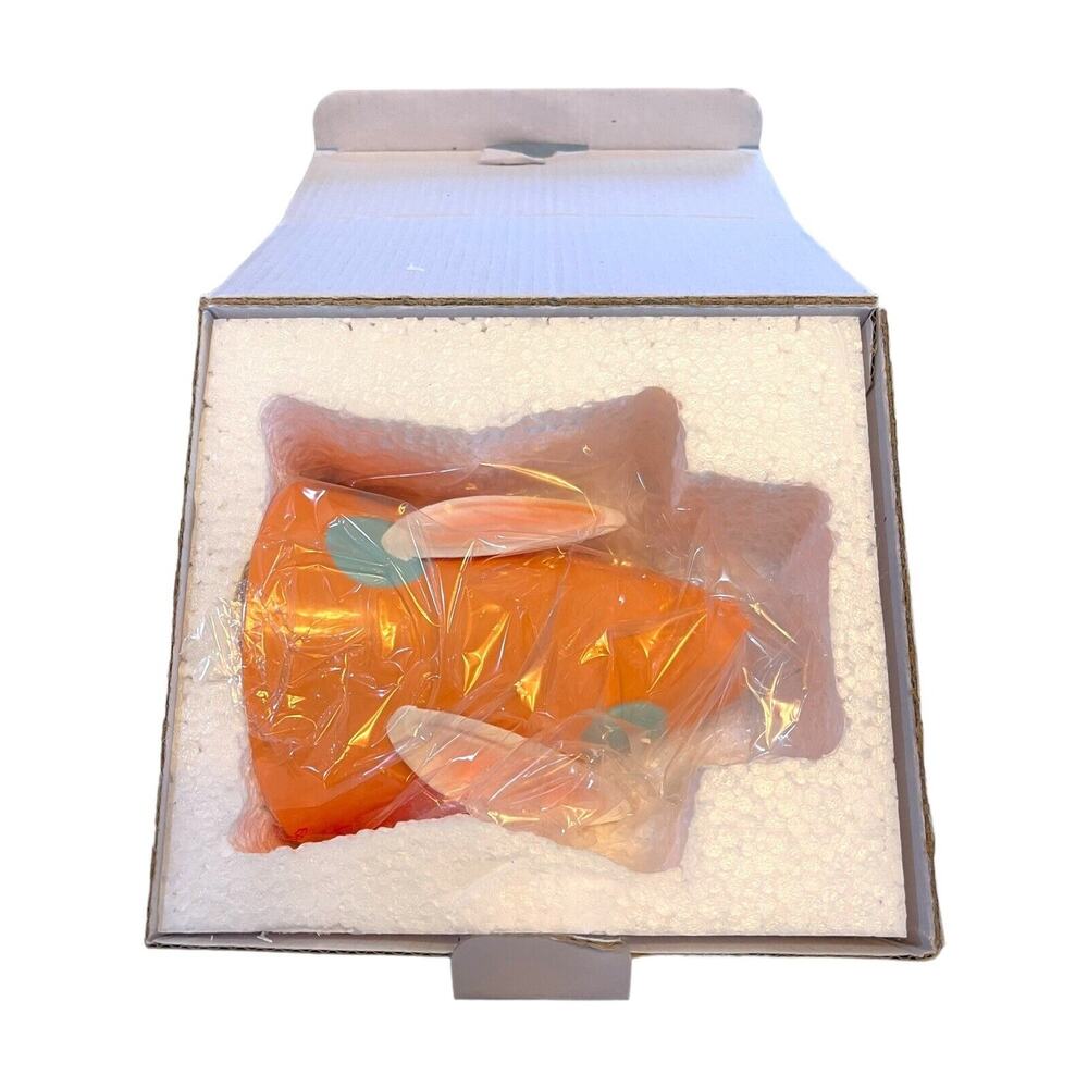 SCENTSY Authentic Home Gnome for Easter NOB - Picture 5 of 9